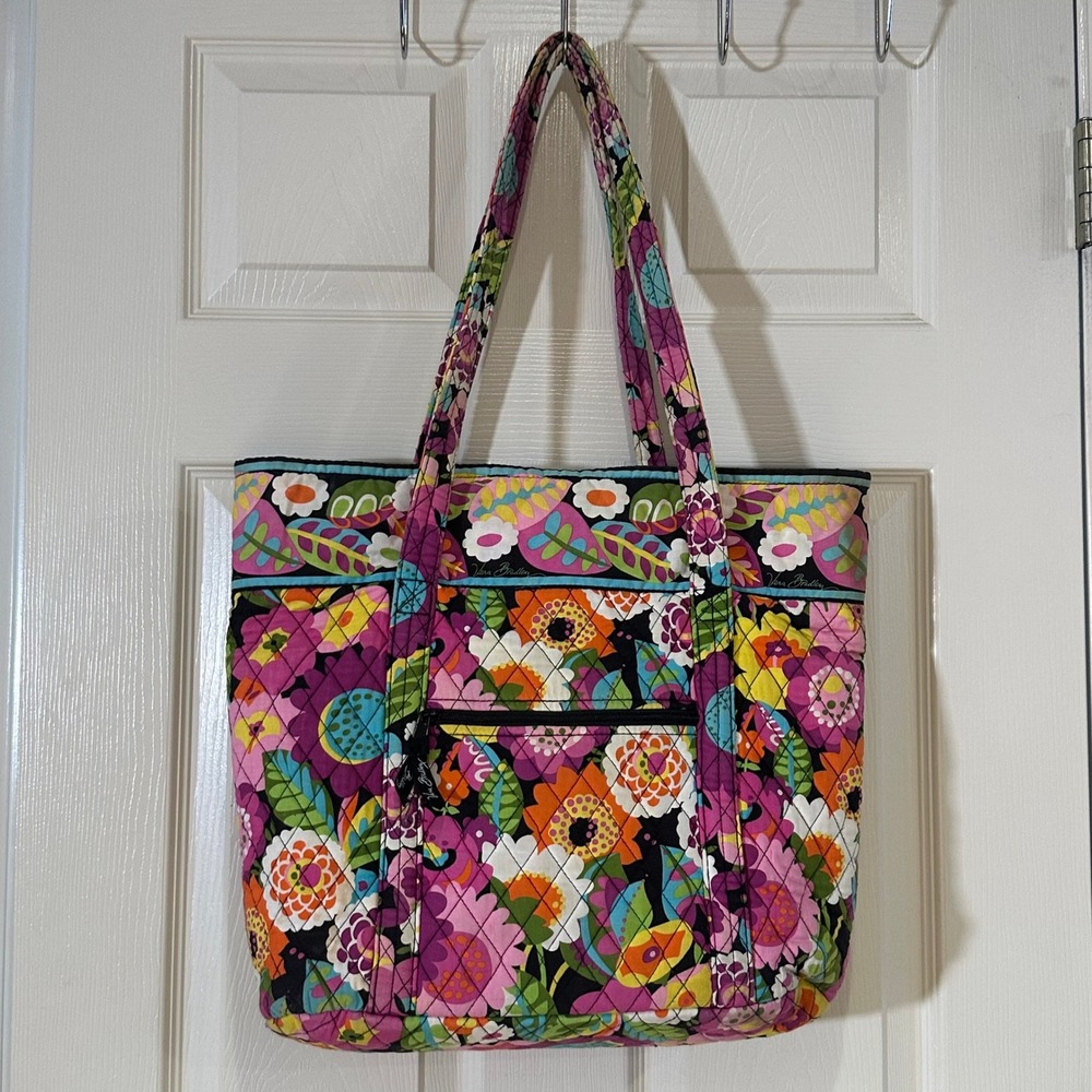 Vera Bradley Tutti Frutti Quilted Floral Vera Tote Bag Large Shoulder Bag
